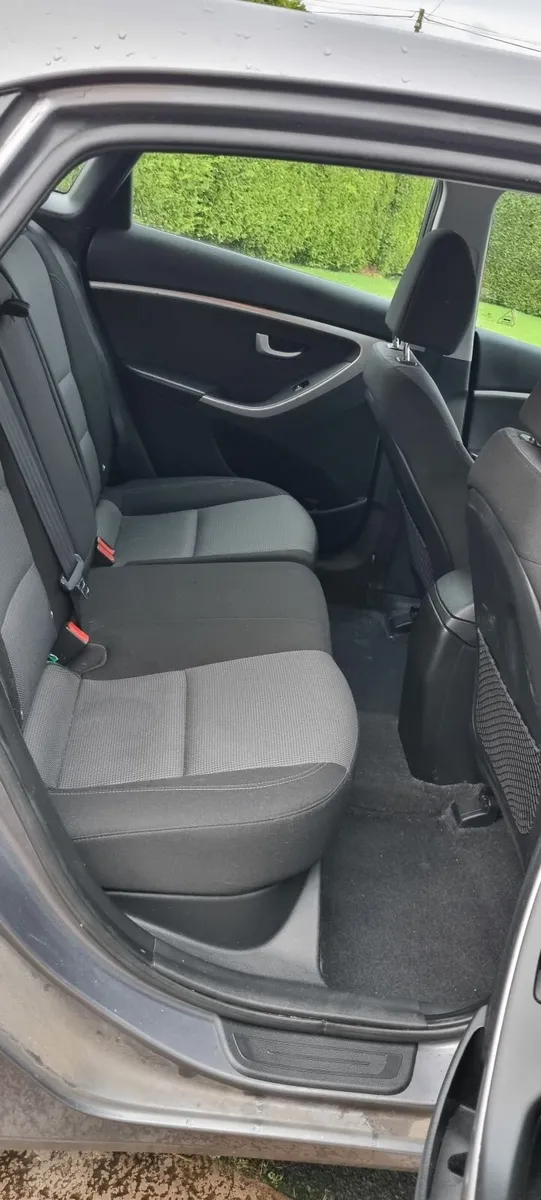 Hyundai i30 2015 SE 1.6 CRDI - Image 2