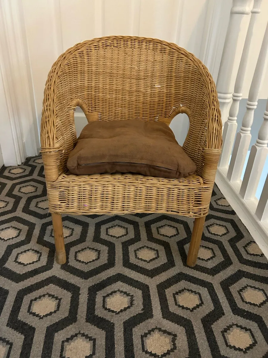 Kids Wicker chair - Image 1
