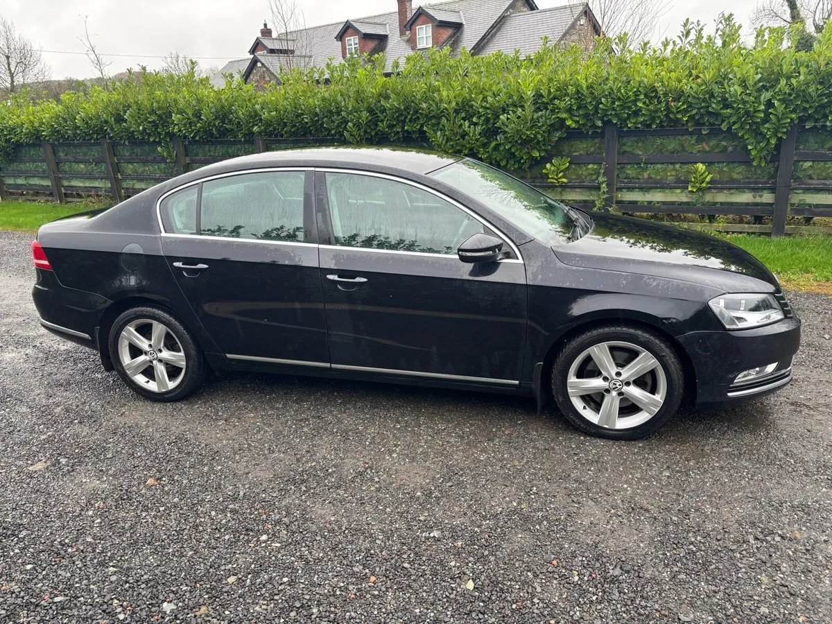 2011 VOLKSWAGEN PASSAT 2LT 140BHP - Image 2