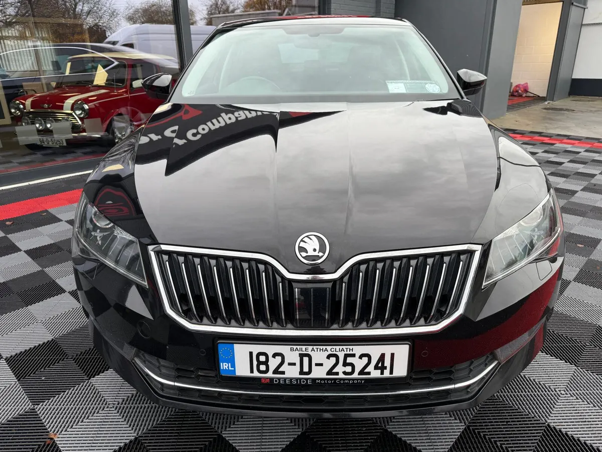 Skoda Superb 2018 SE L EXECUTIVE, Leather , Sensor - Image 4
