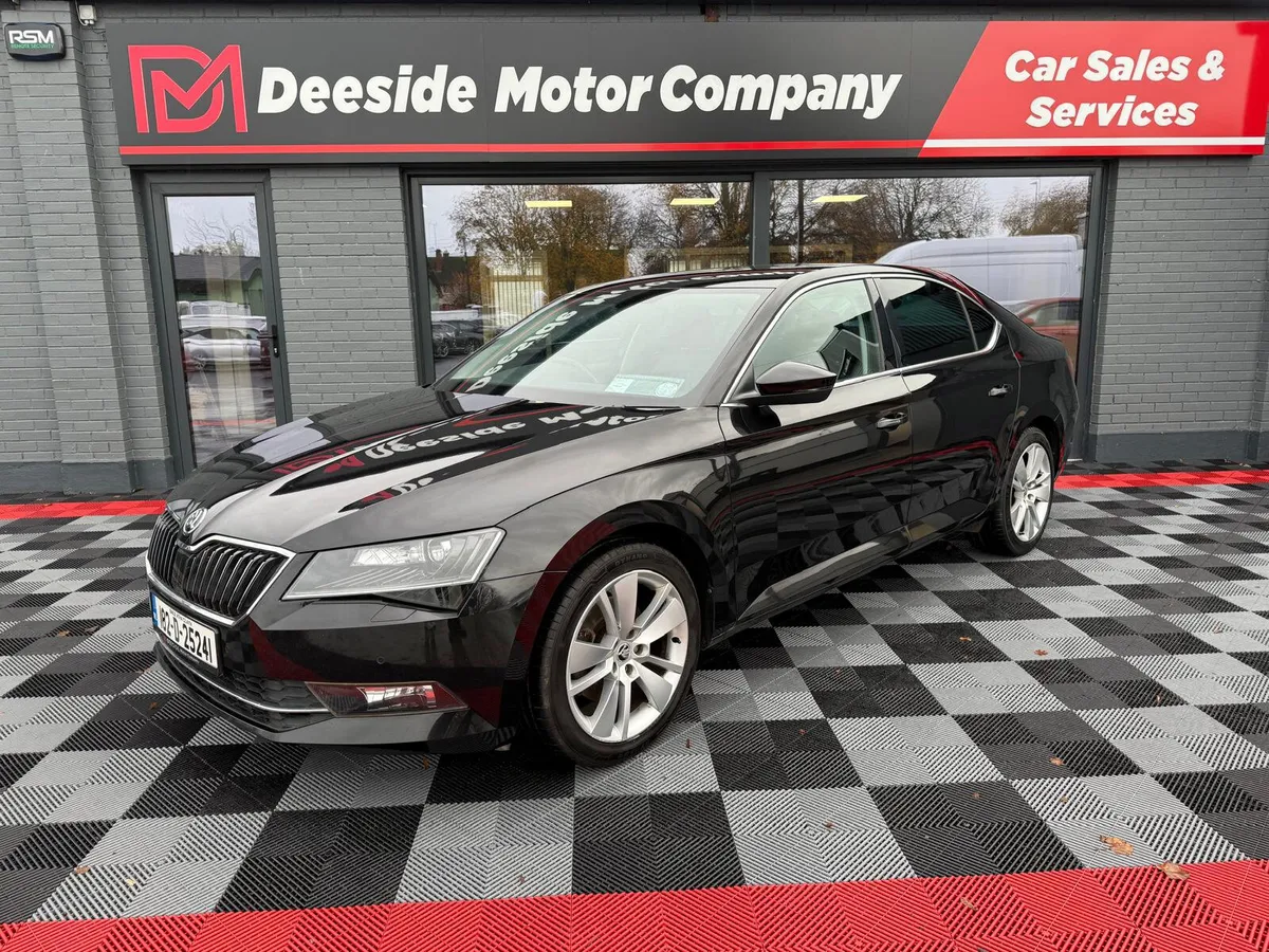 Skoda Superb 2018 SE L EXECUTIVE, Leather , Sensor - Image 1