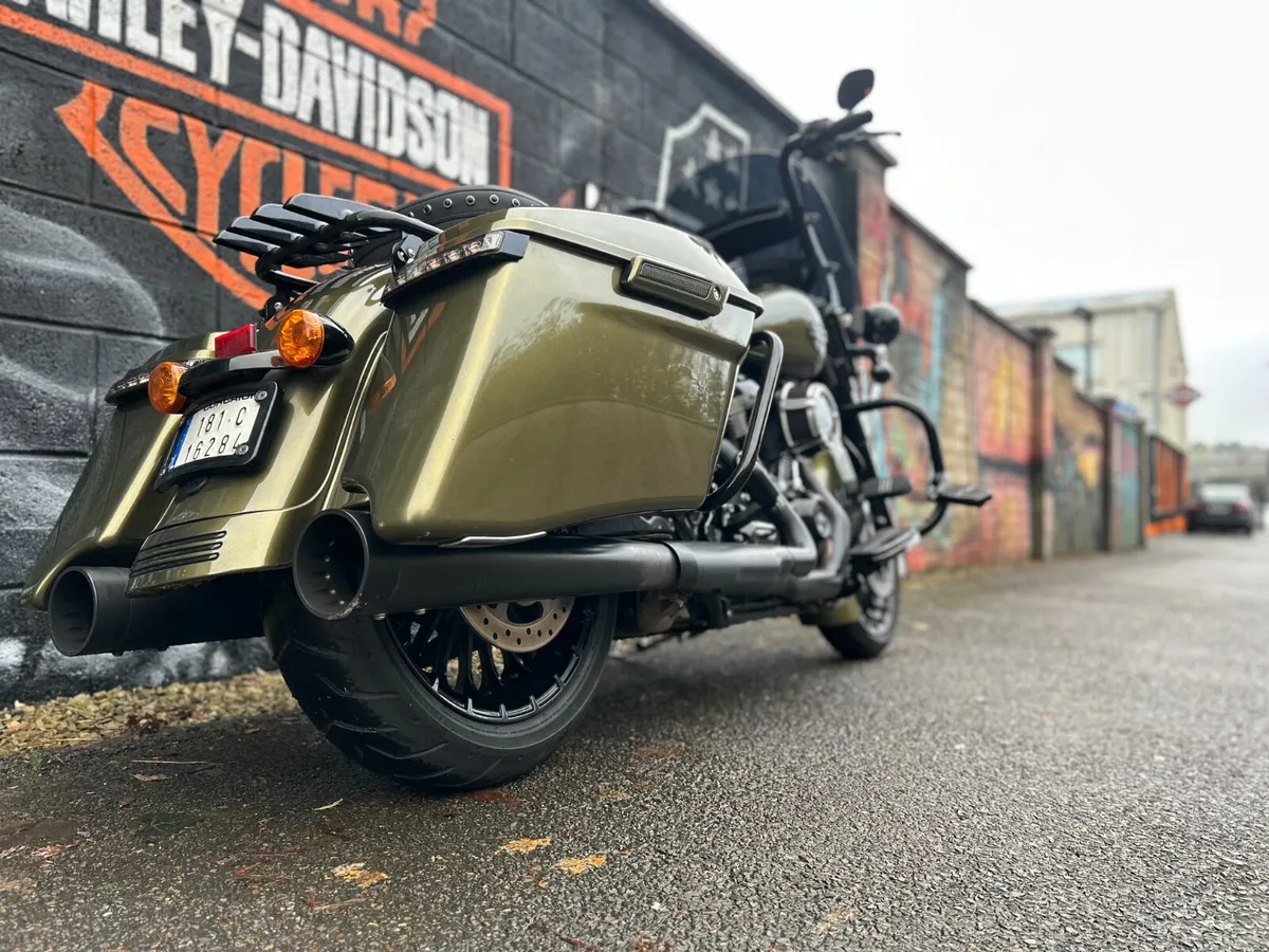 2018 HARLEY-DAVIDSON Road King Special - Image 3