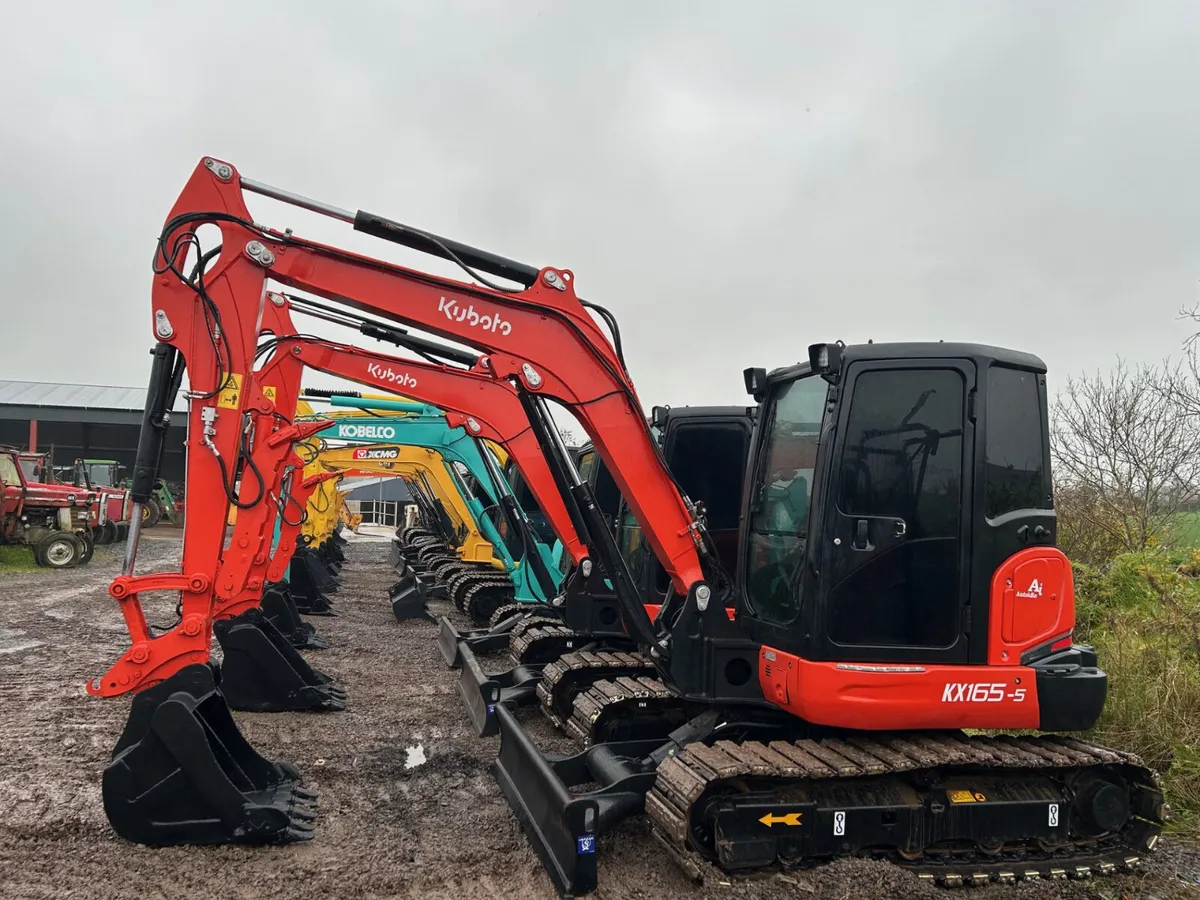 5 - 8 Tonne Diggers - - - Priced To Sell - Image 3