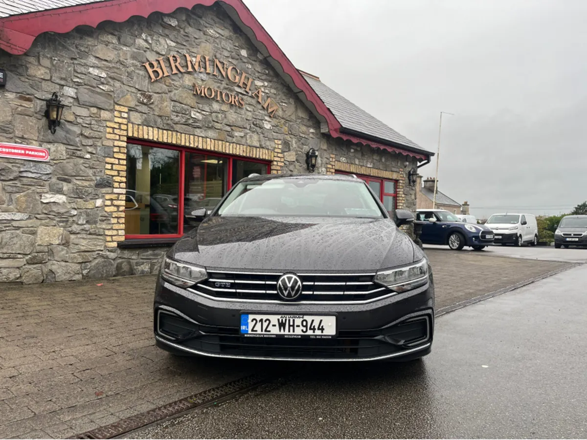 Volkswagen Passat GTE Plug In Hybrid - Image 1