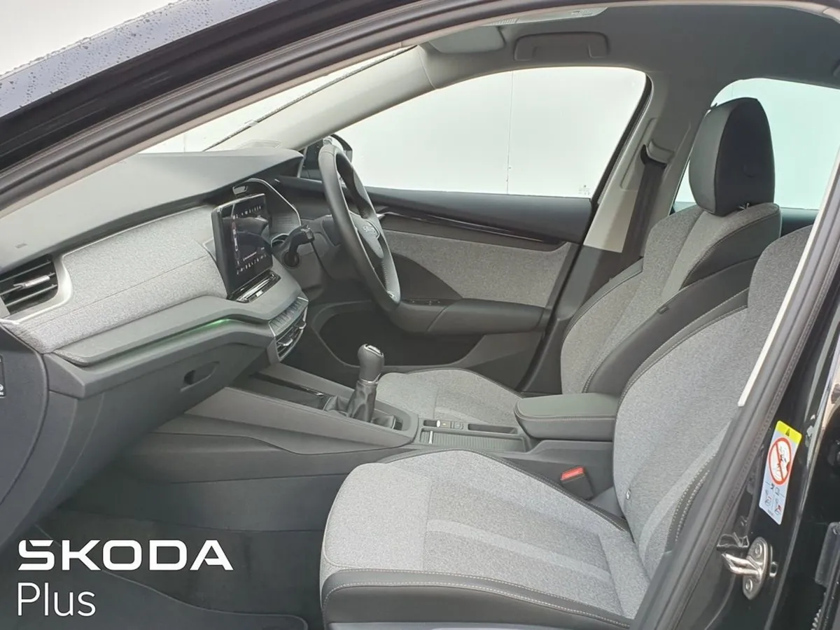 Skoda Octavia Selection Plus 2.0tdi 115HP - Image 4