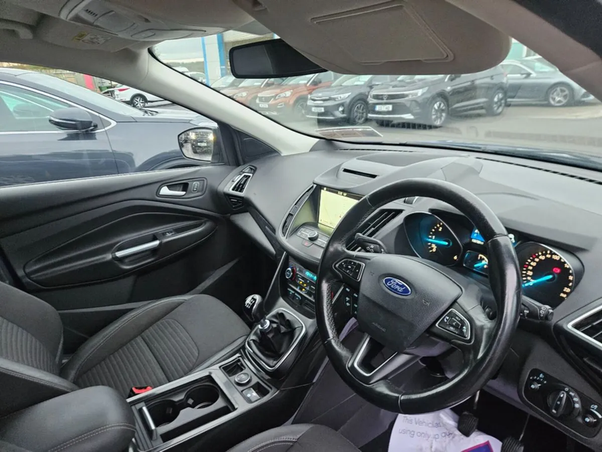 Ford Kuga Titanium 2.0tdci 150PS 4WD 4DR - Image 3