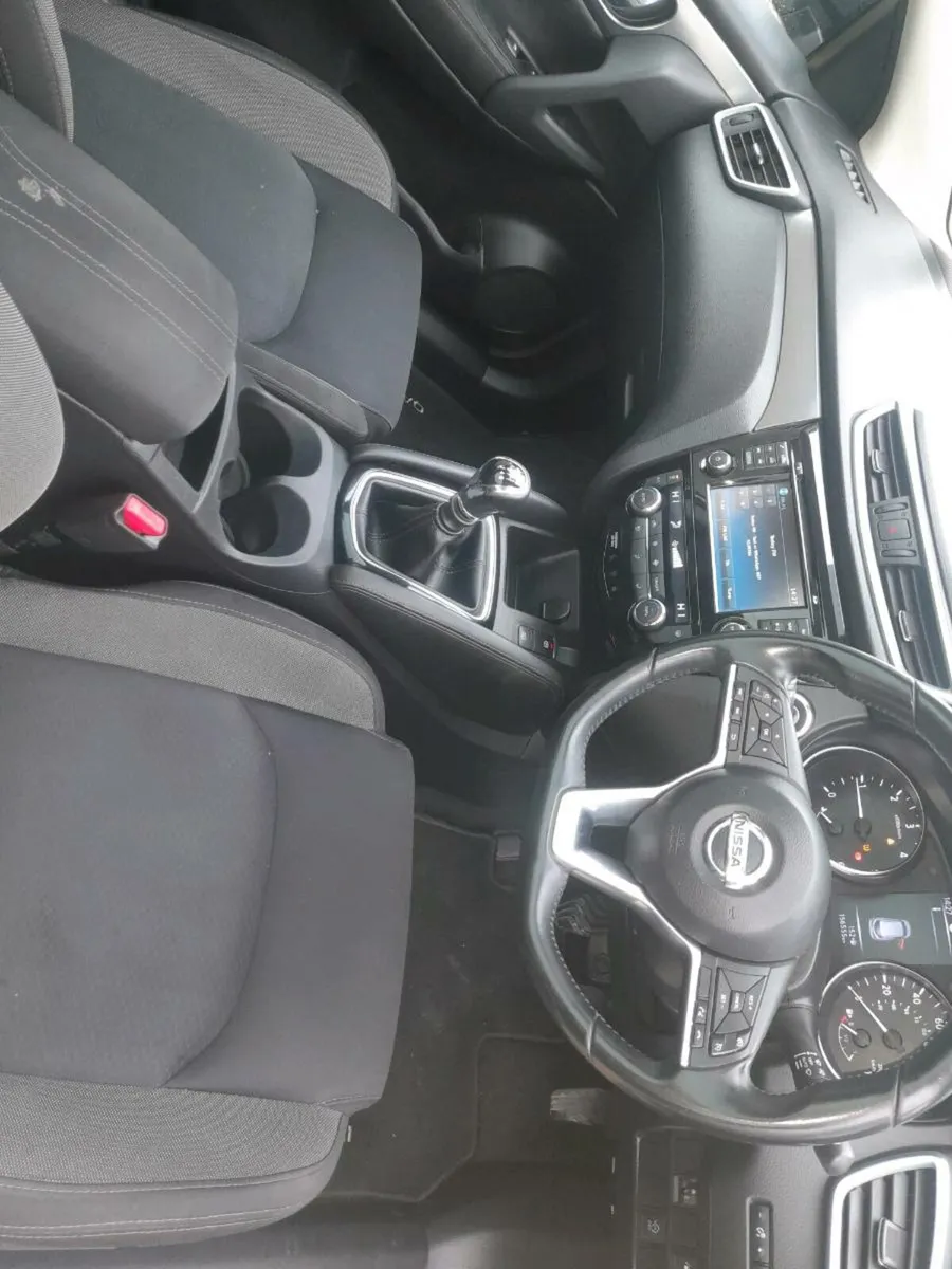 Nissan Qashqai 1.5dci  2018 - Image 3