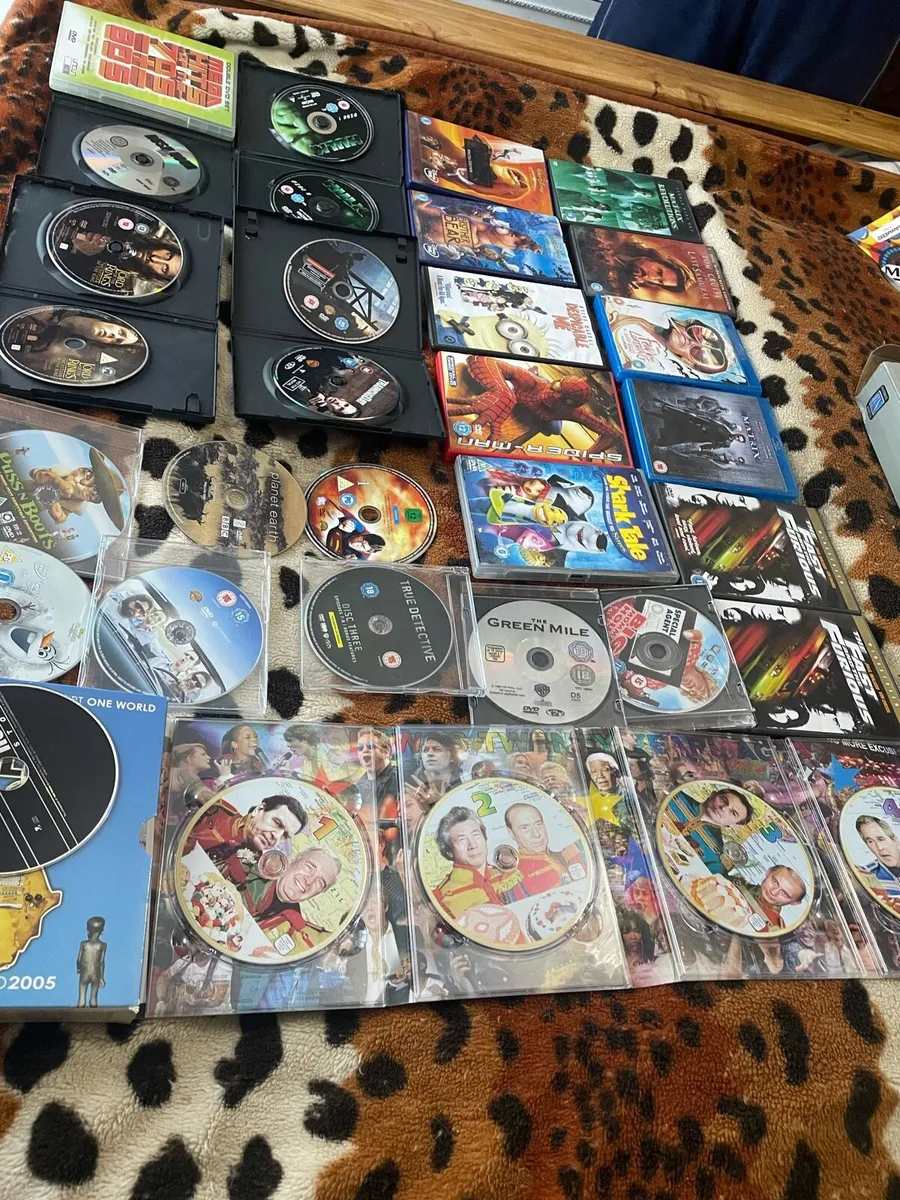 26 DVD movies - Image 1