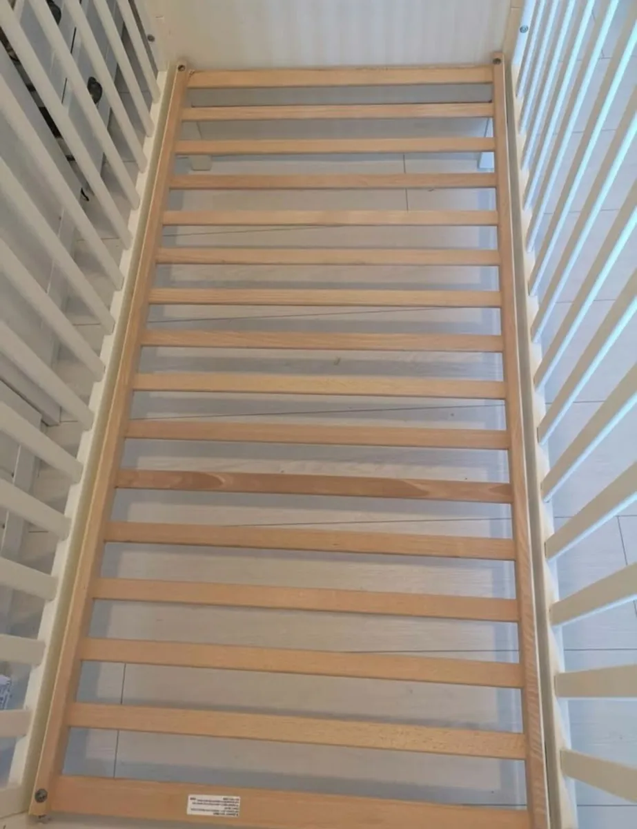 Cot bed - Free - Image 3