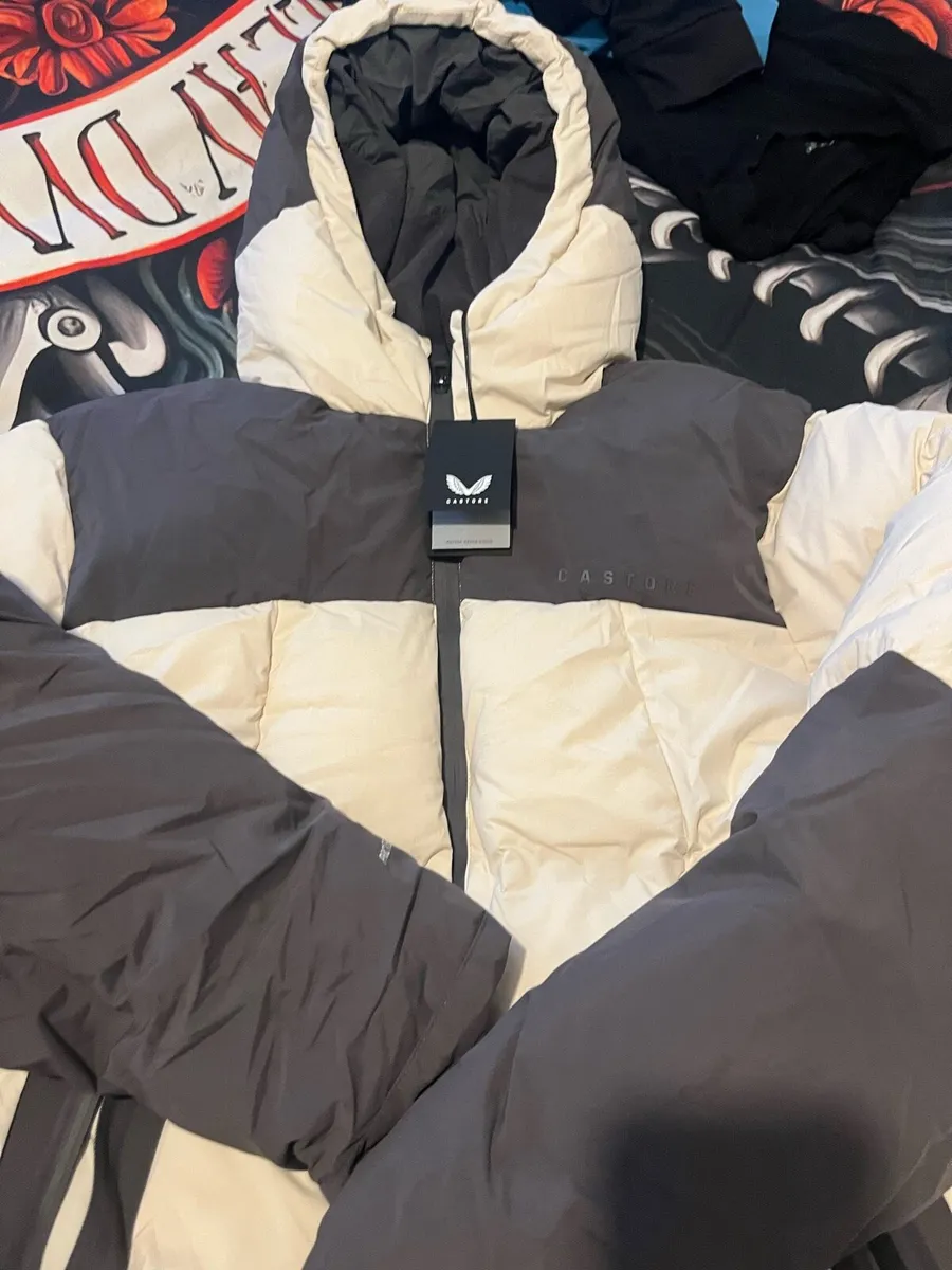 Castore new winter jacket - Image 2