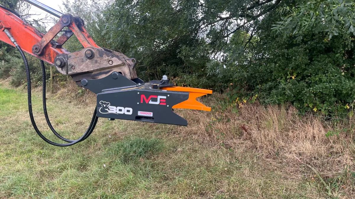 TREE SHEARS FOR HIRE