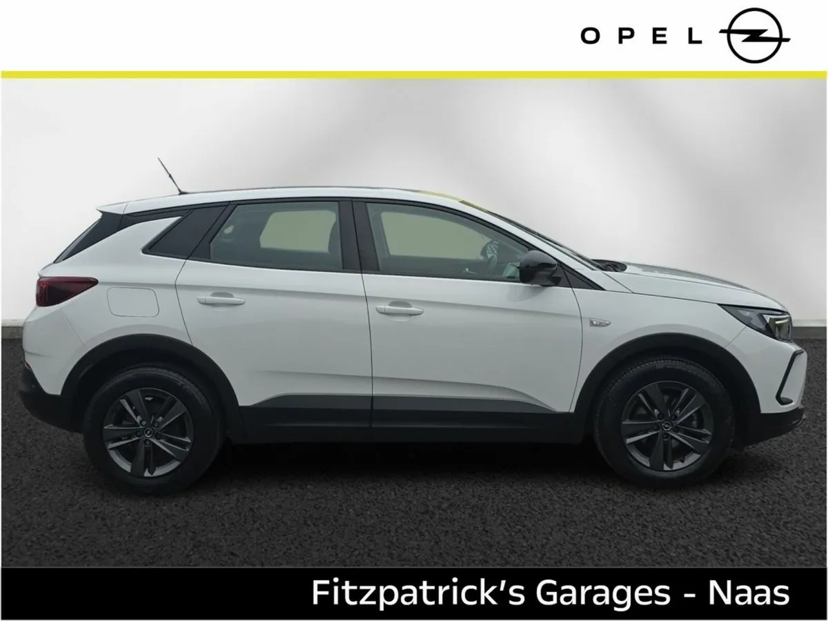 Opel Grandland X SC 1.2i 130PS(Price Includes €1,0 - Image 4