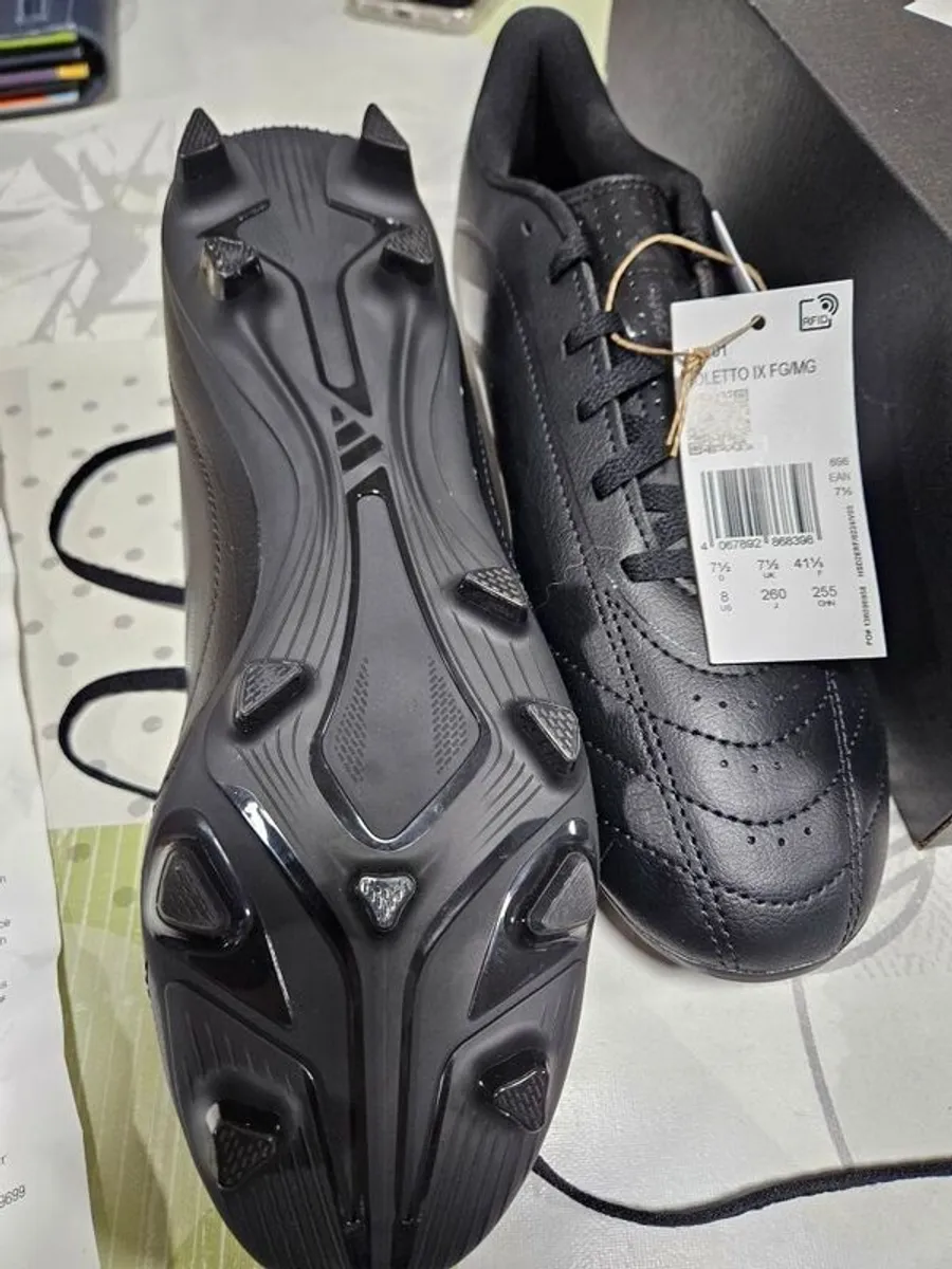 football boots - Image 3