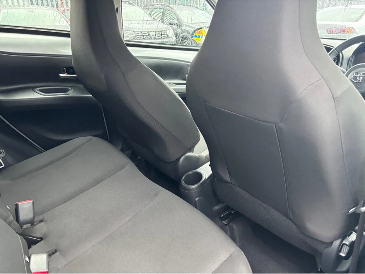 Toyota Aygo X 1.0 PULSE 4DR - Image 3