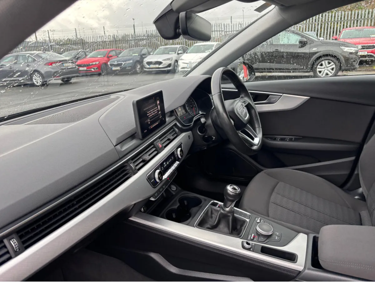 Audi A4 1.4 TFSI SE 150PS 4 DR MANU MANUAL 4DR - Image 2