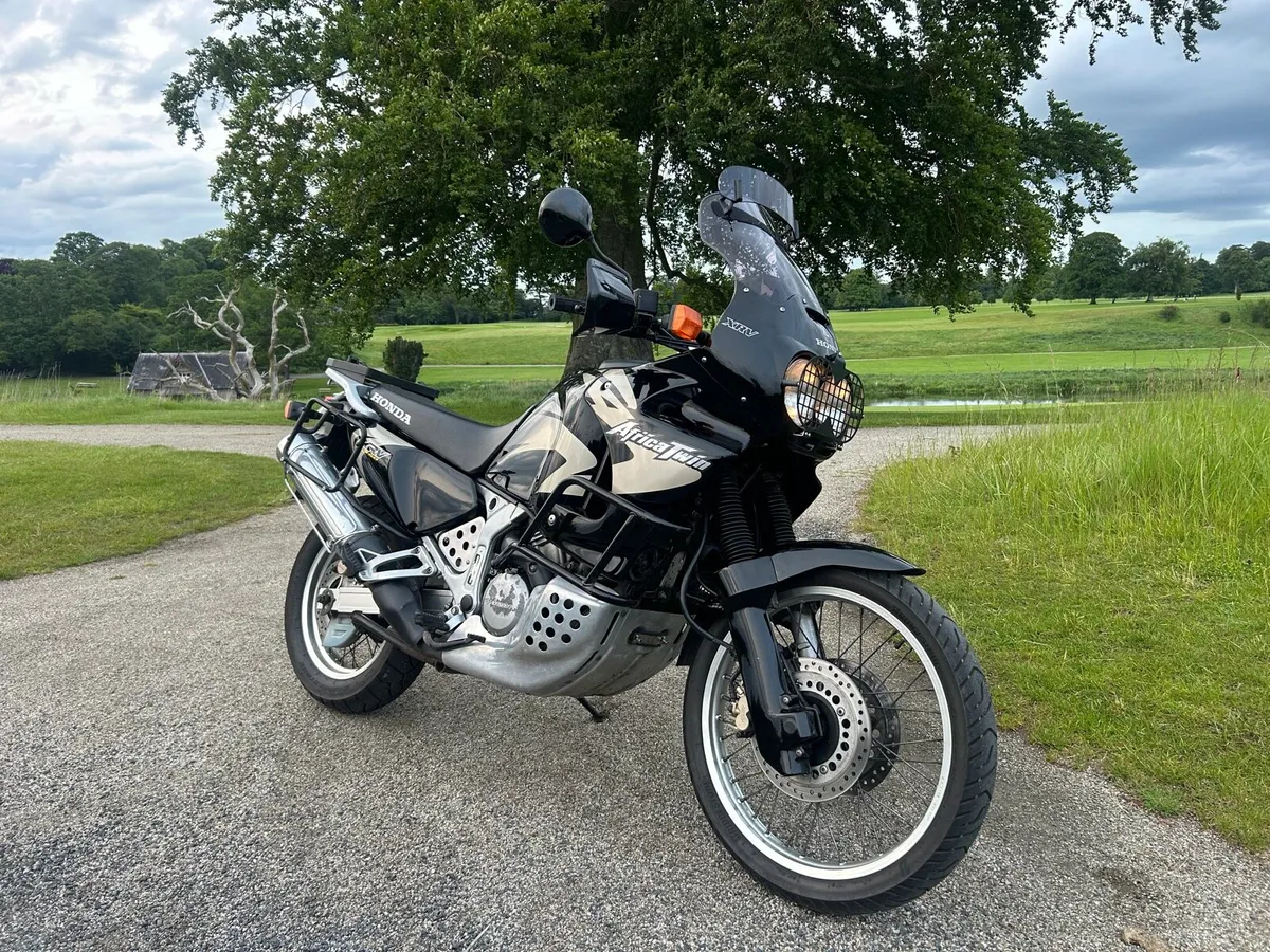 HONDA AFRICA TWIN RD07 - Image 1