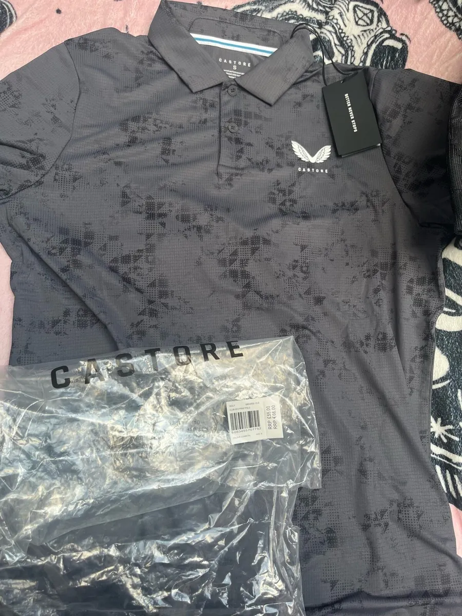 New Castore T-shirts, - Image 1