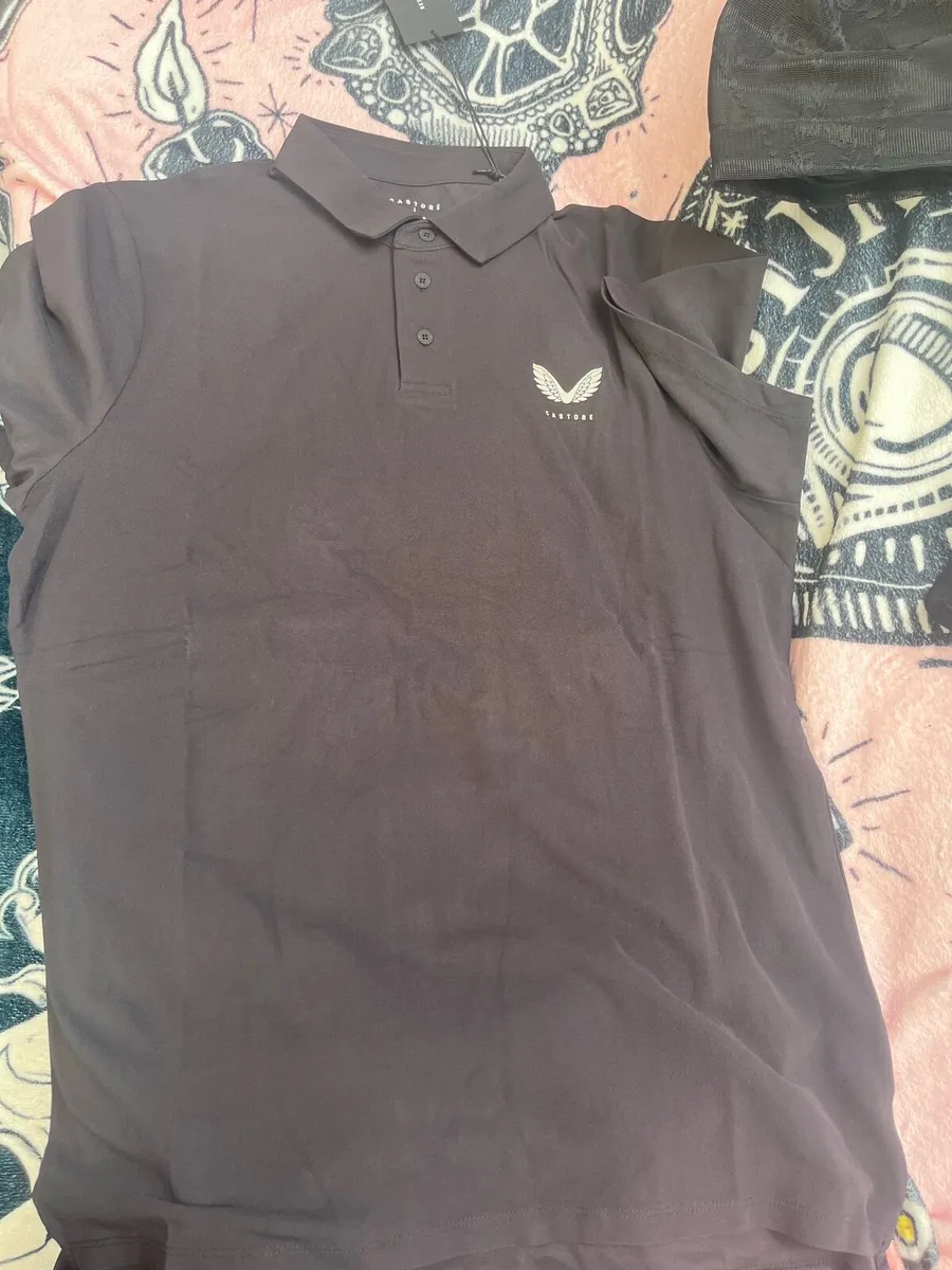 New Castore T-shirts, - Image 3