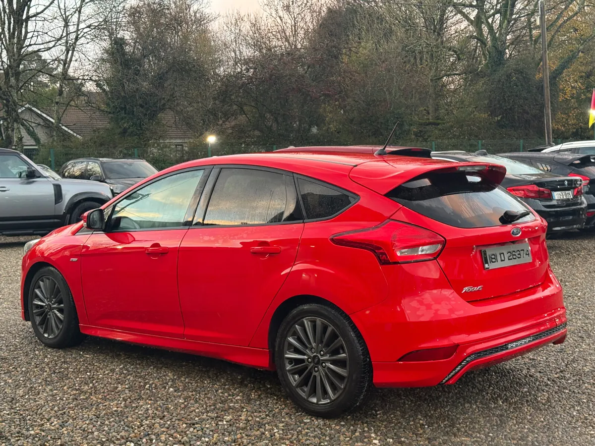 Ford Focus ST-Line 1.5TDCI Automatic - Image 4