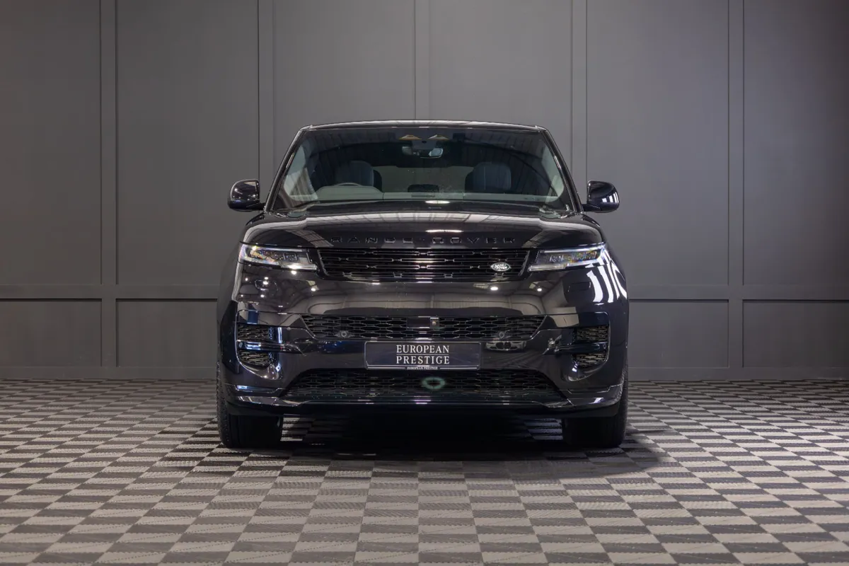 2025 Range Rover Sport Edition P460e - Image 2
