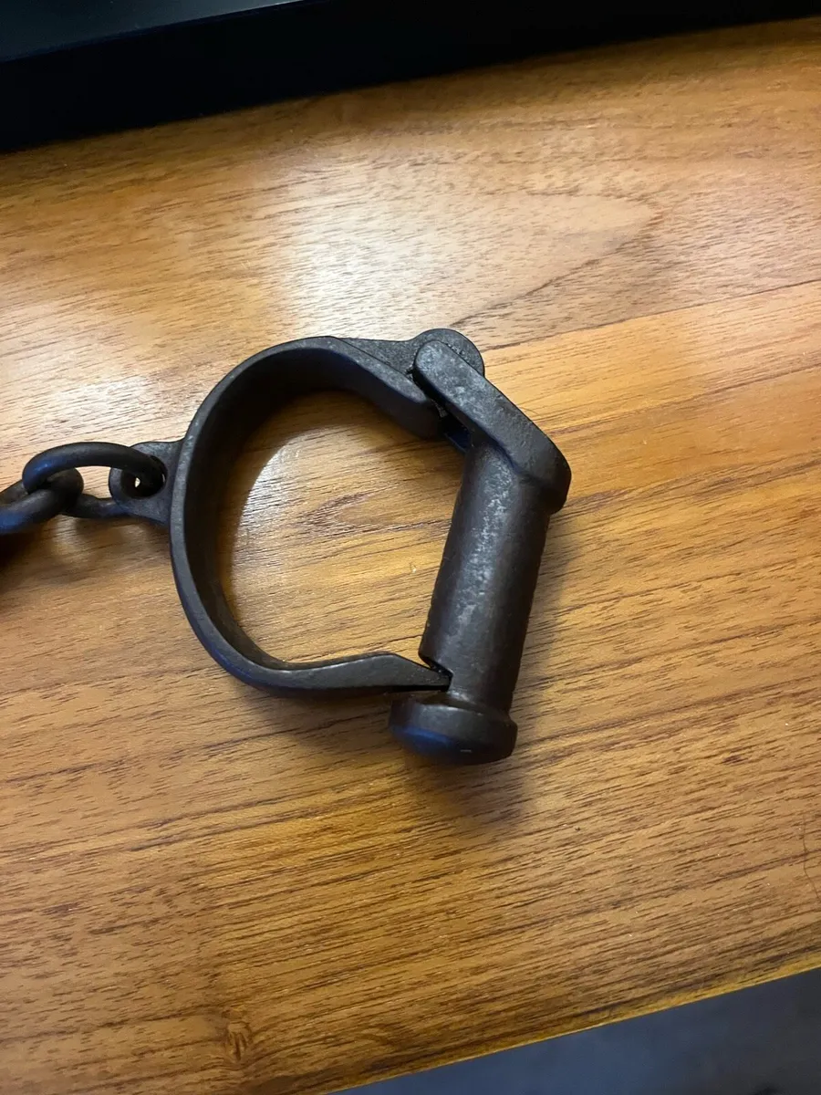 Working Vintage British Military Iron Handcuffs - Image 3