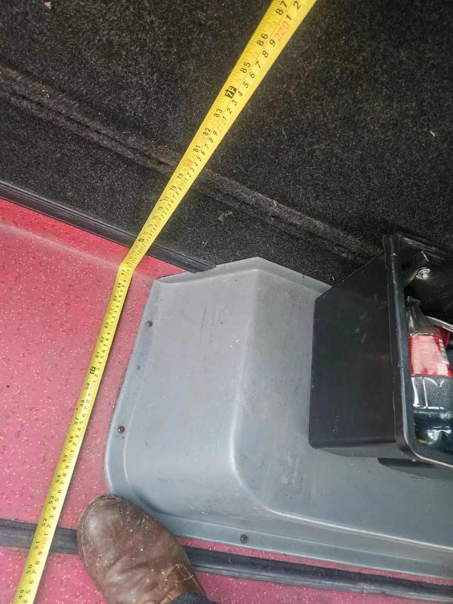 camper van - Image 4