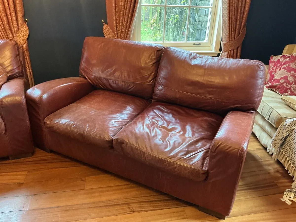 Tetrad leather couch set- Oxblood - Image 4