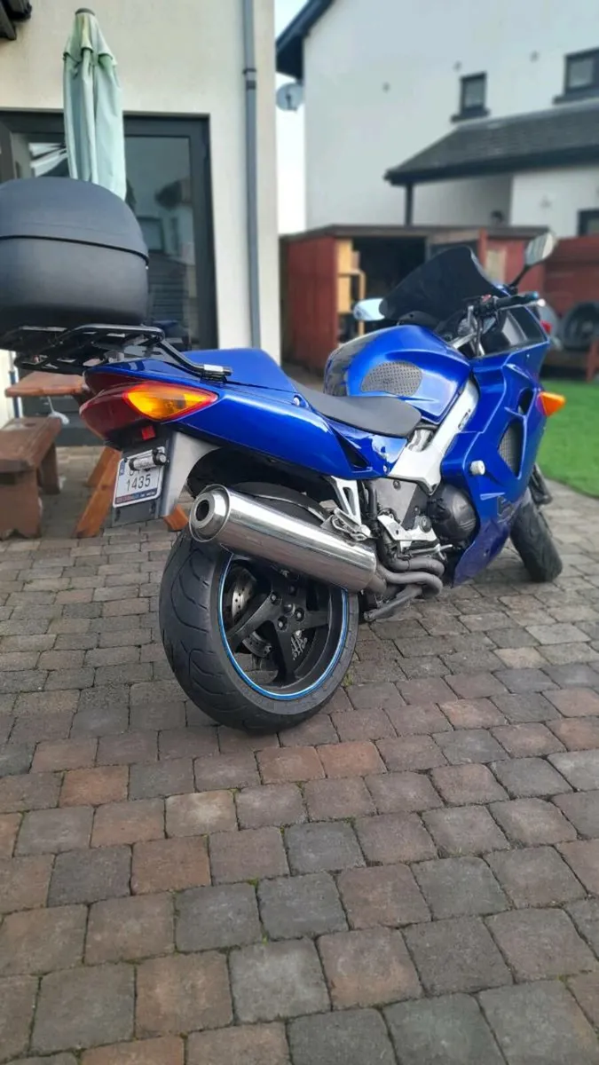 HONDA VFR 800 FI - Image 3