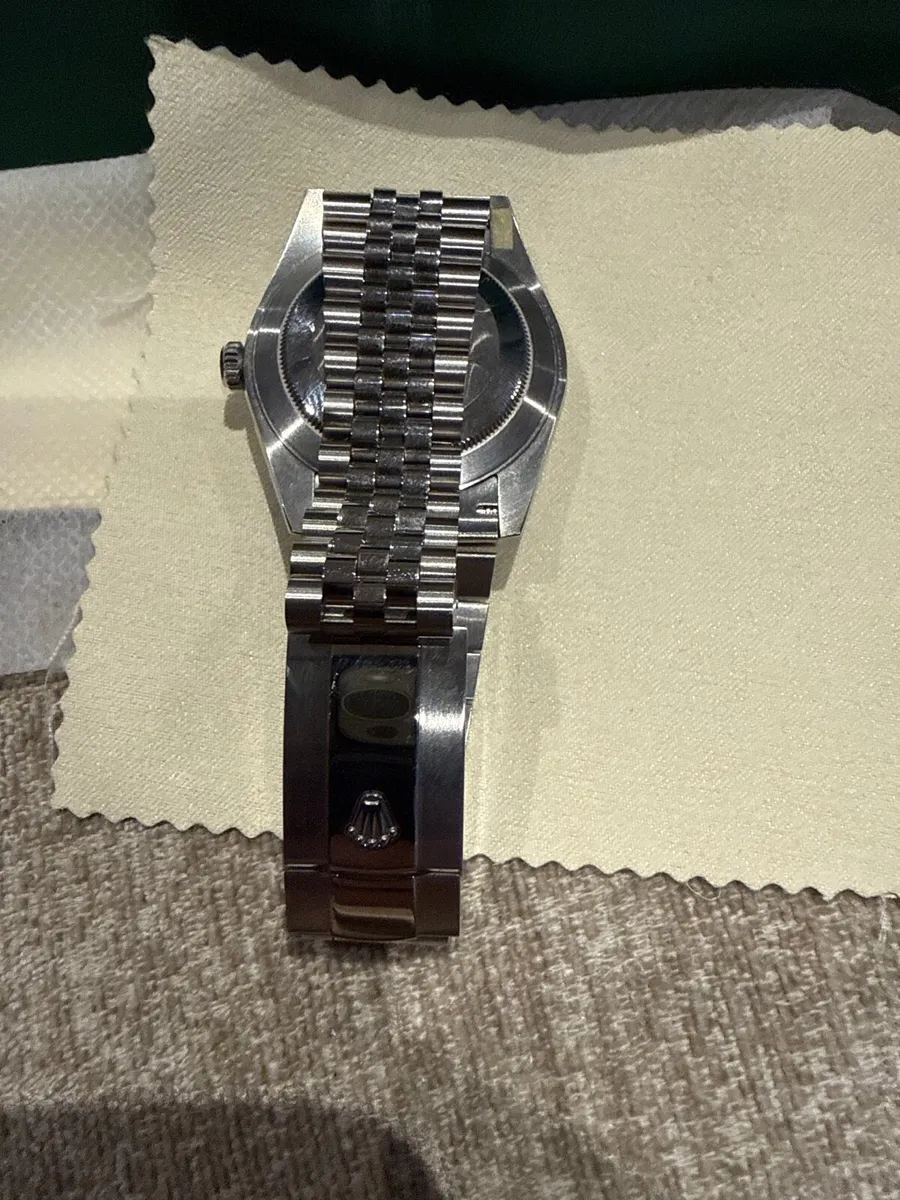 Rolex Oyster Datejust 41 1/1 Replica - Image 3