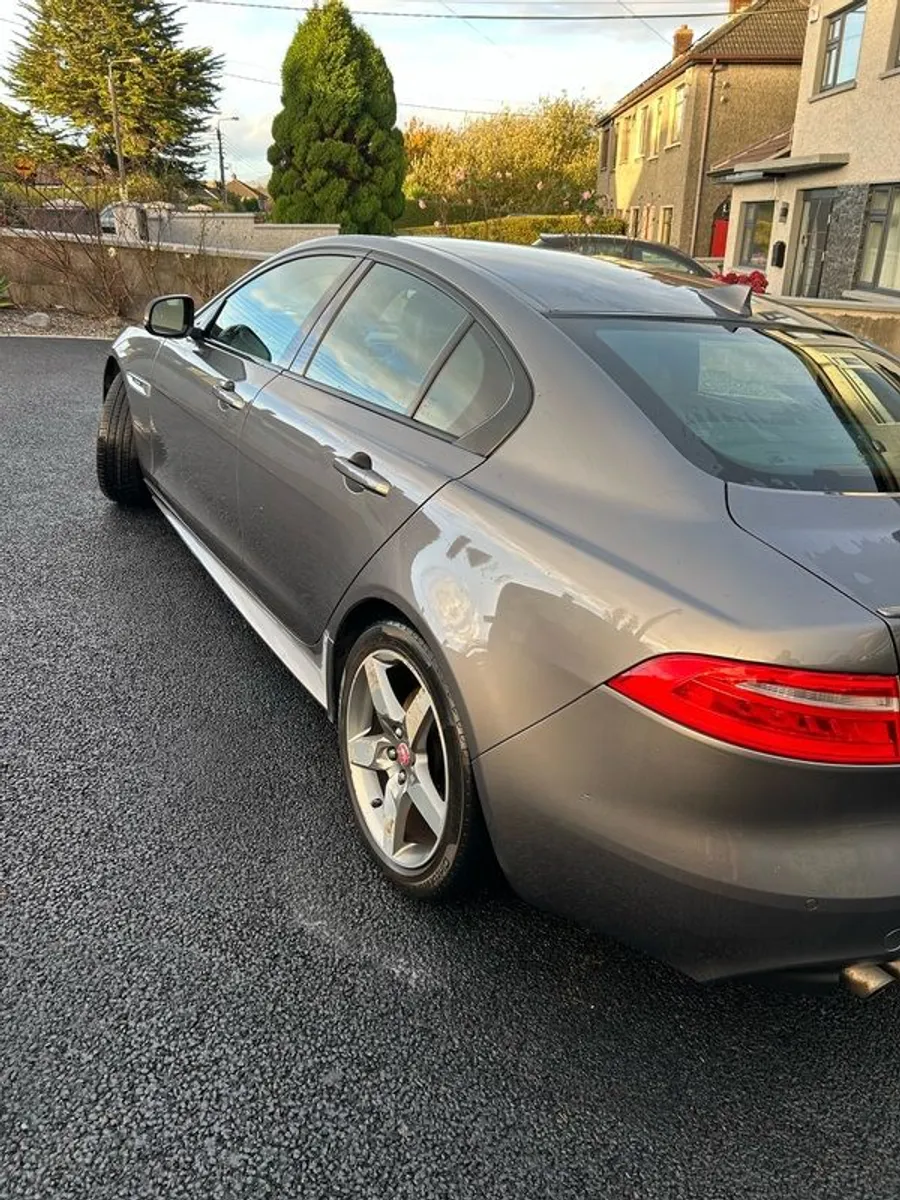 2016 Jaguar XE Sport - Image 4