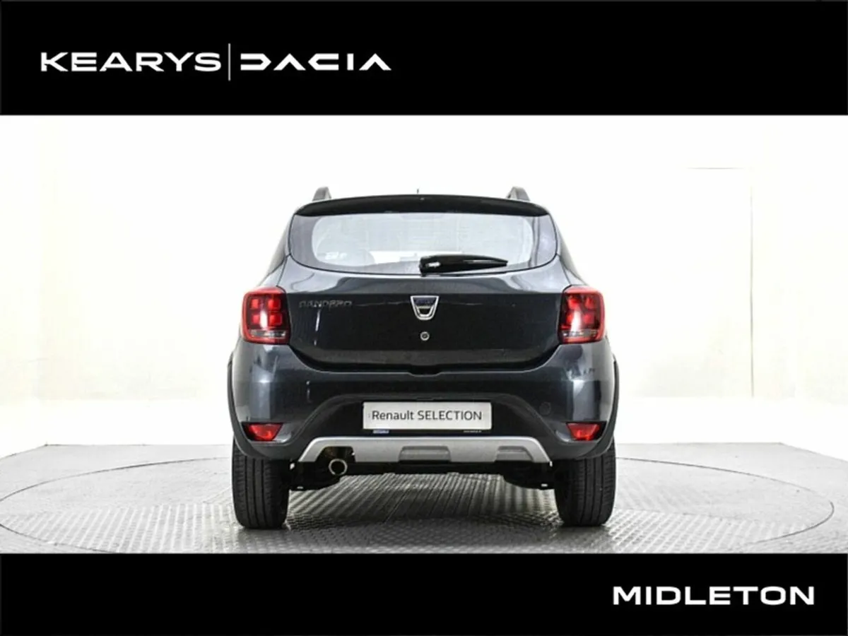Dacia Sandero Stepway TCe 90 Signature - Image 2