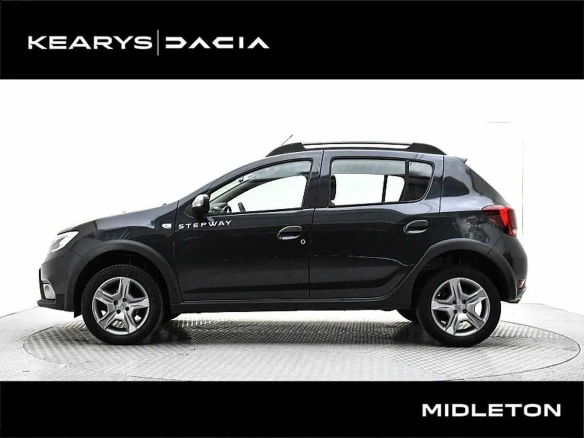 Dacia Sandero Stepway TCe 90 Signature - Image 3