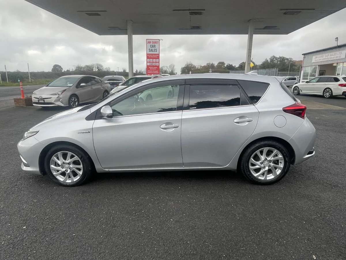 Toyota Auris 2016 - Image 4