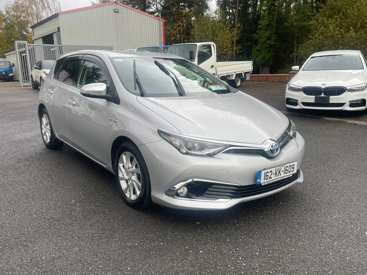 Toyota Auris 2016 - Image 1