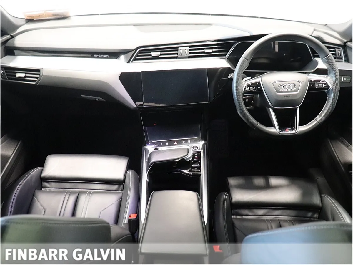 Audi e-tron 55 quattro S Line - Image 4