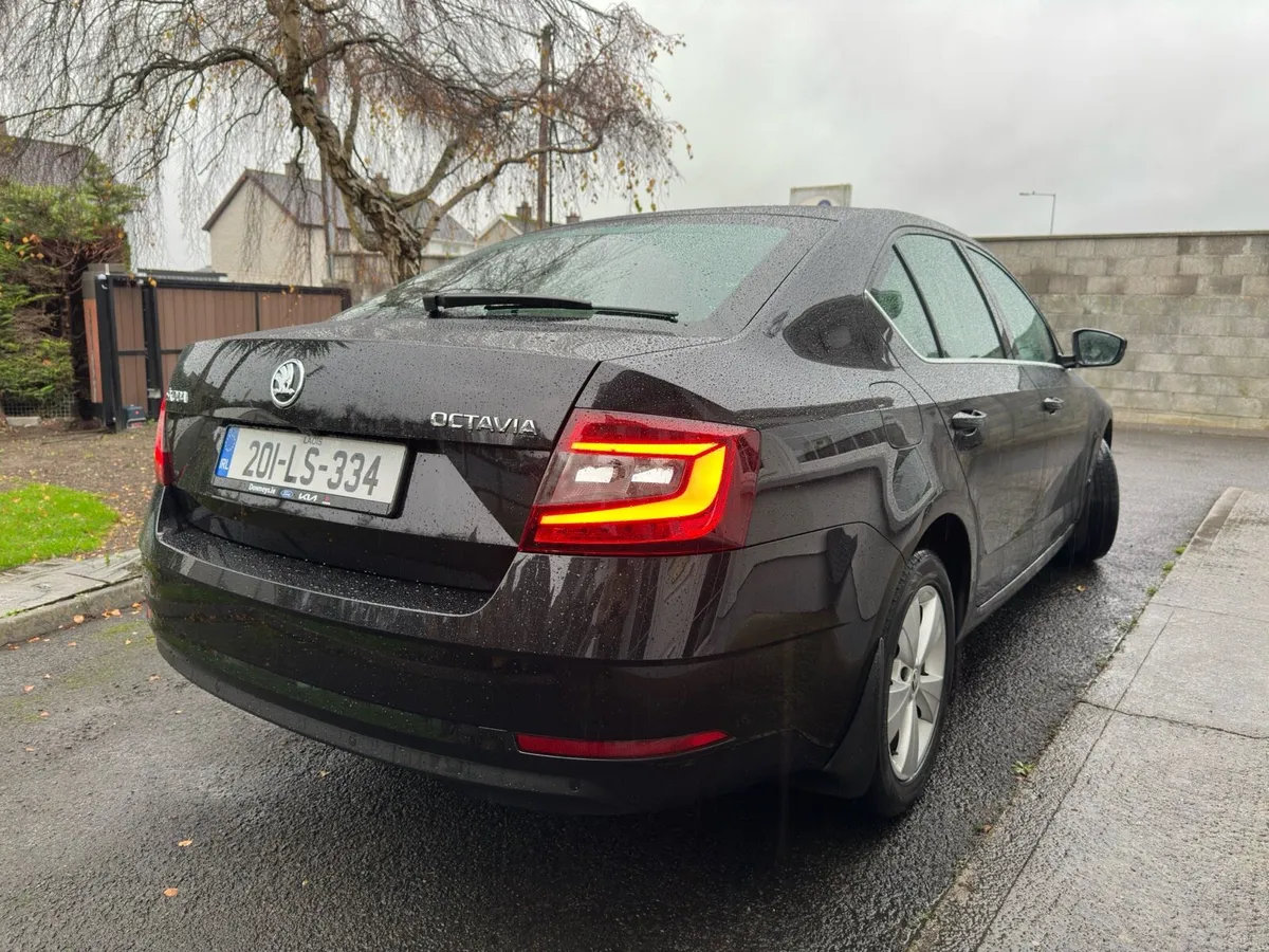 Skoda Octavia - Image 4