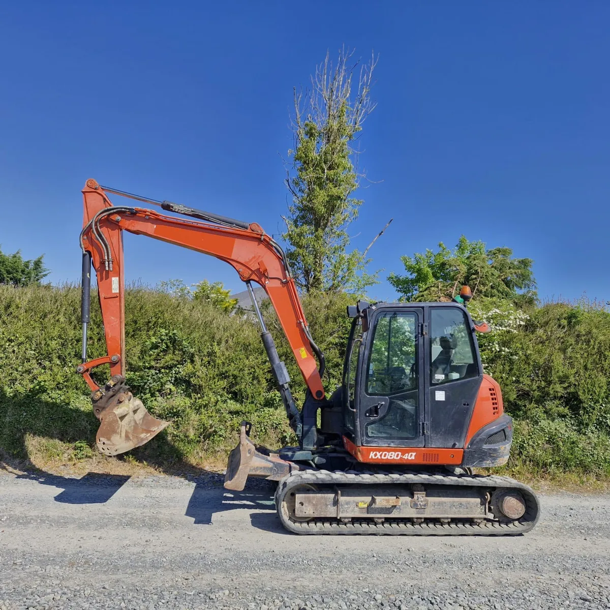 8 ton diggers for hire