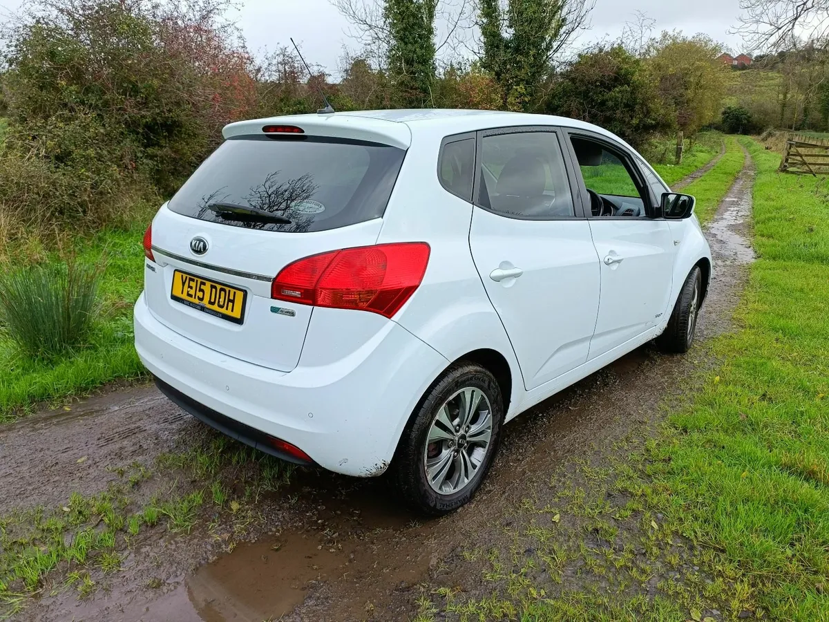 Kia Venga 2015 - Image 3
