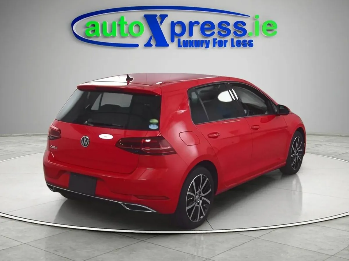 Volkswagen Golf TSI HIGH LINE Low mileage - Image 3