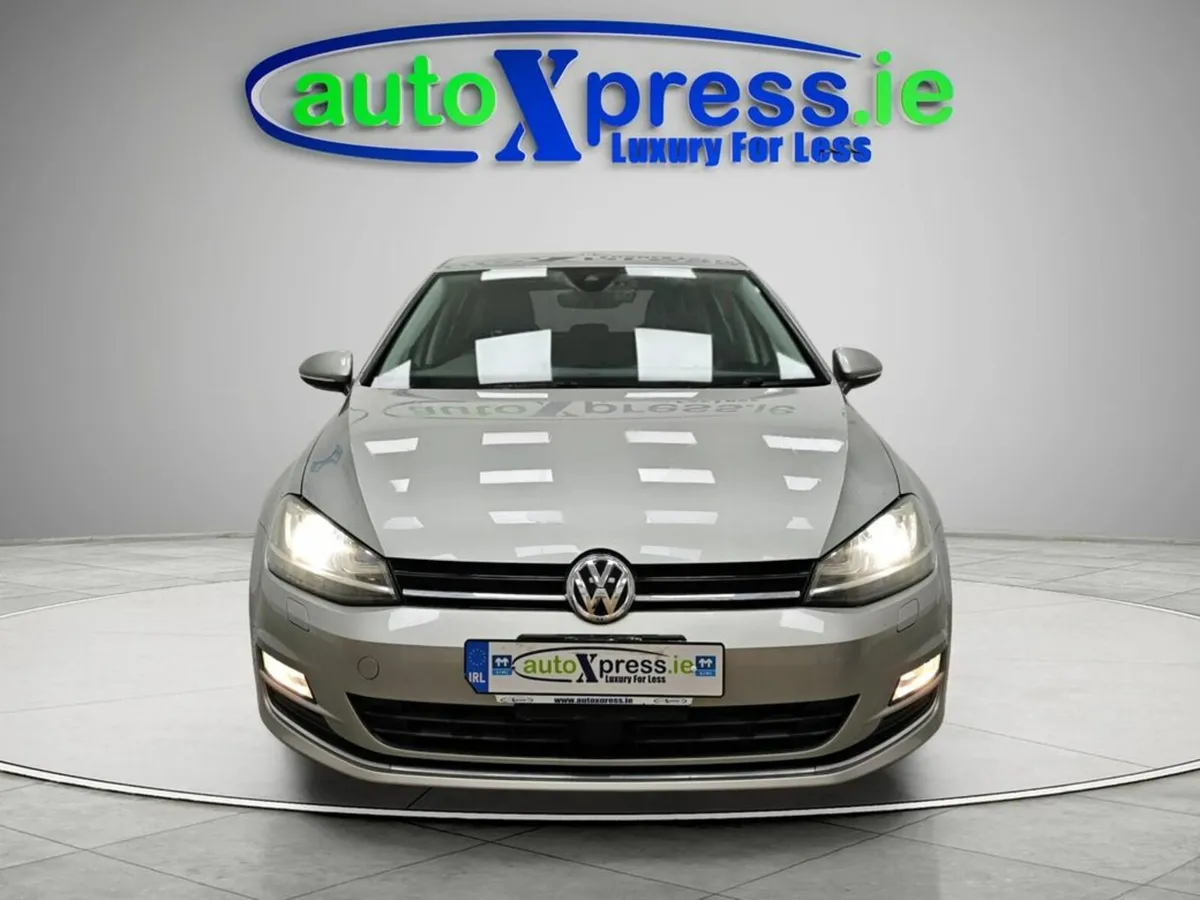 Volkswagen Golf 1.4 TSI HILINE Automatic, Reversin - Image 3