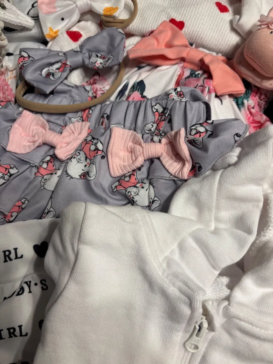 Baby clothes - Image 1