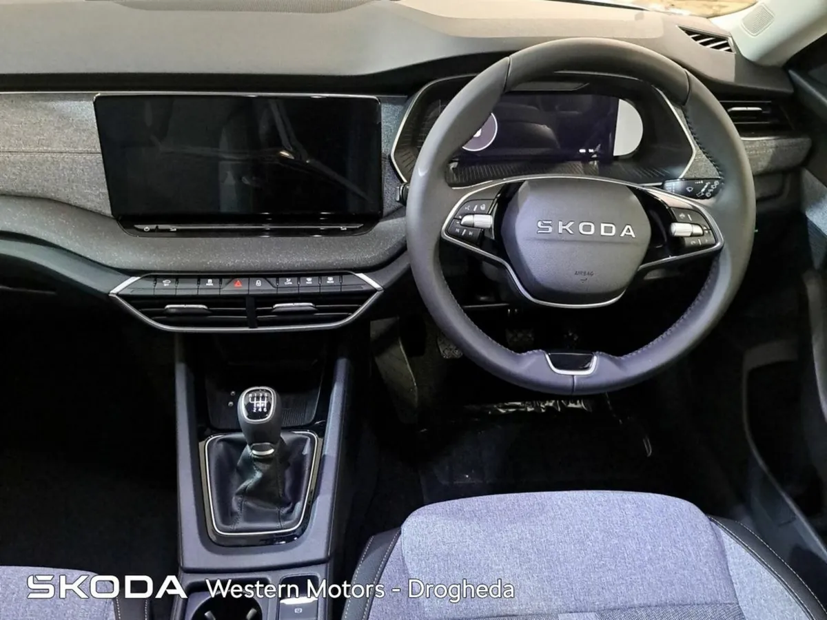 Skoda Octavia Selection + 1.5TSI 115HP - Image 3