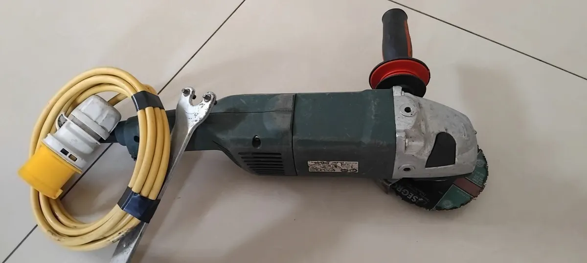 Metabo WA 14-125 Ergo 125mm Grinder 110v - Image 4