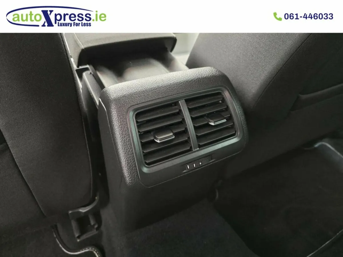 Volkswagen Golf 1.4 TSI HIGH LINE Automatic, Rever - Image 4