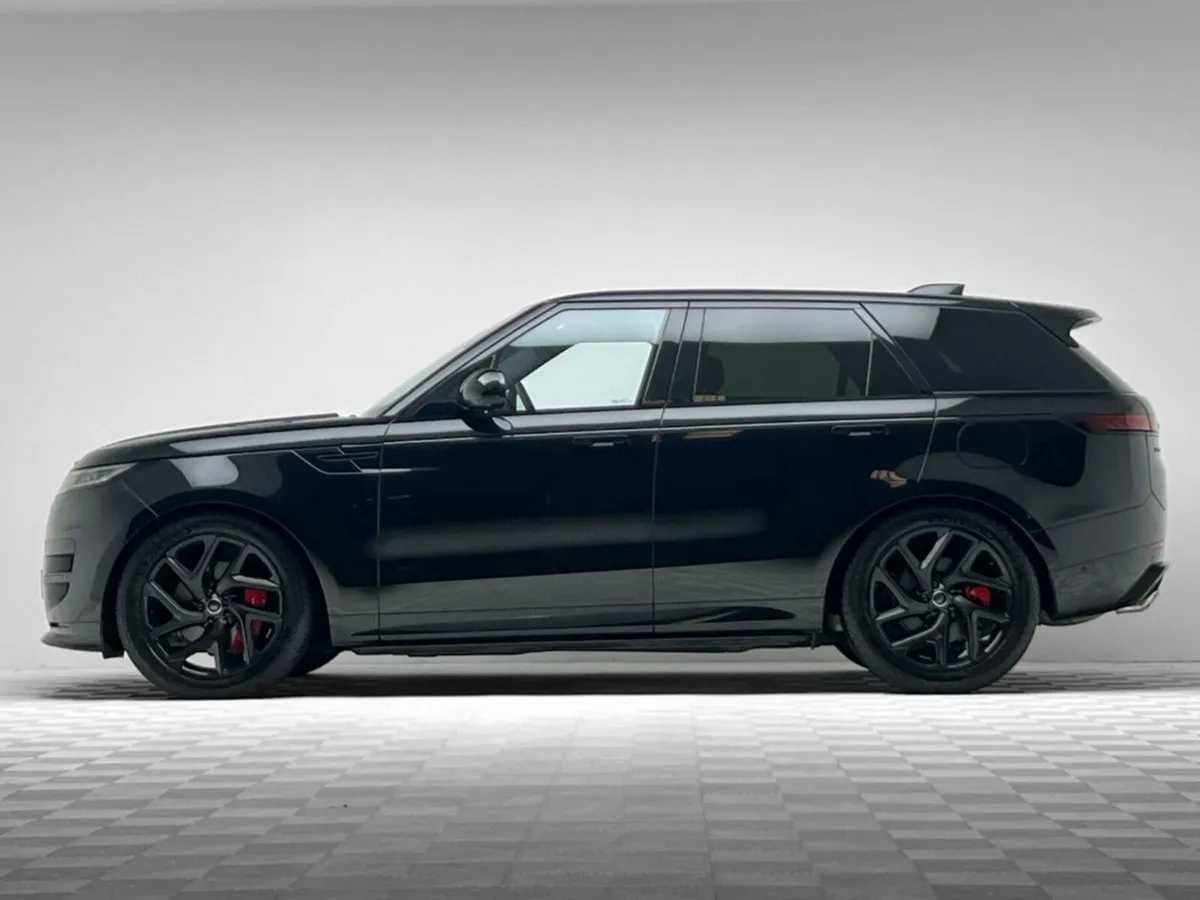 Land Rover Range Rover Sport EDITION P460E 3.0 *HU - Image 4