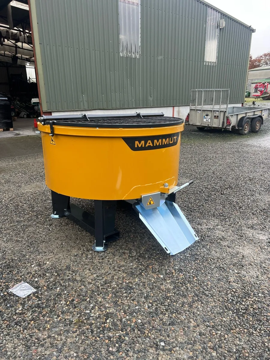 NEW MAMMUT CEMENT MIXER - Image 1