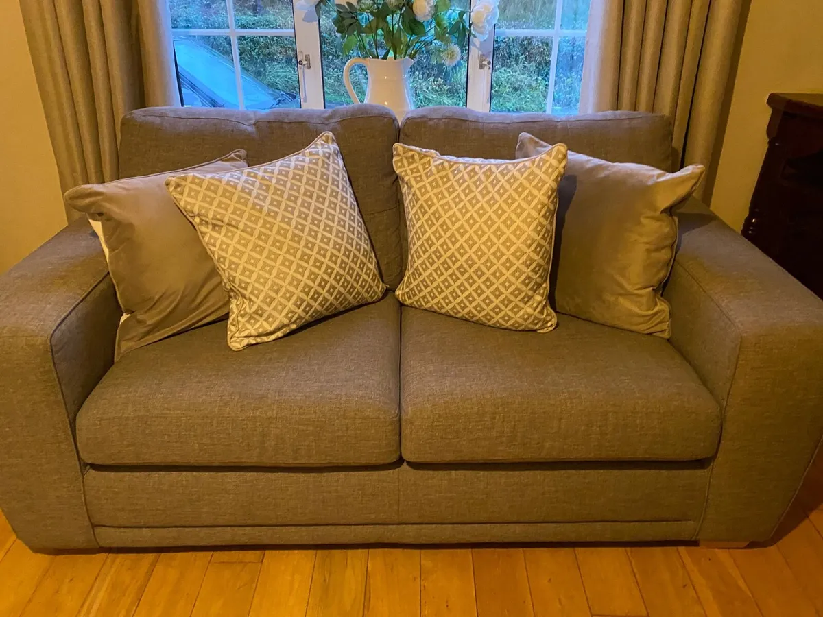 Suite of furniture - Image 4