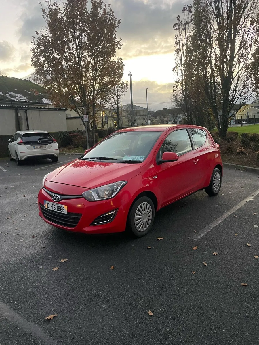 131 Hyundai i20 TAX AND NCT - Image 2
