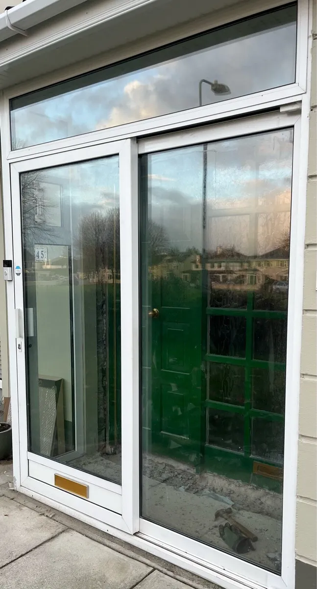 Sliding Door - Image 2