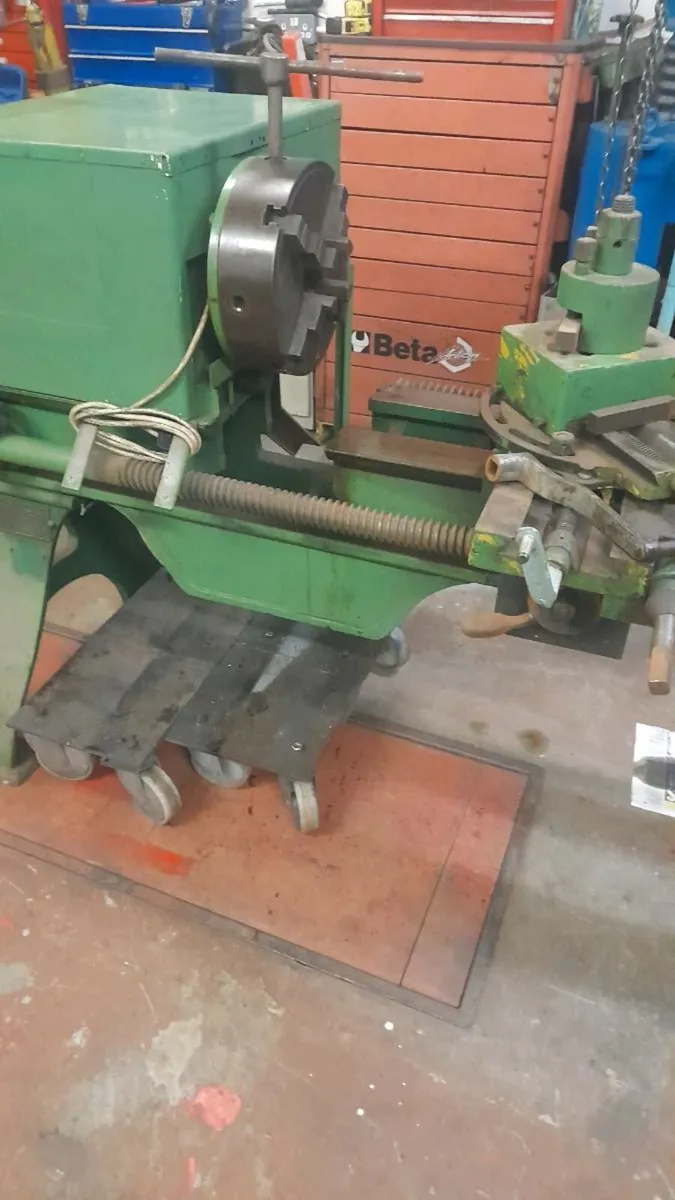 lathe - Image 1